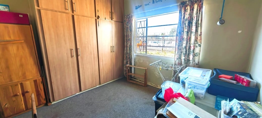 4 Bedroom Property for Sale in Miederpark North West